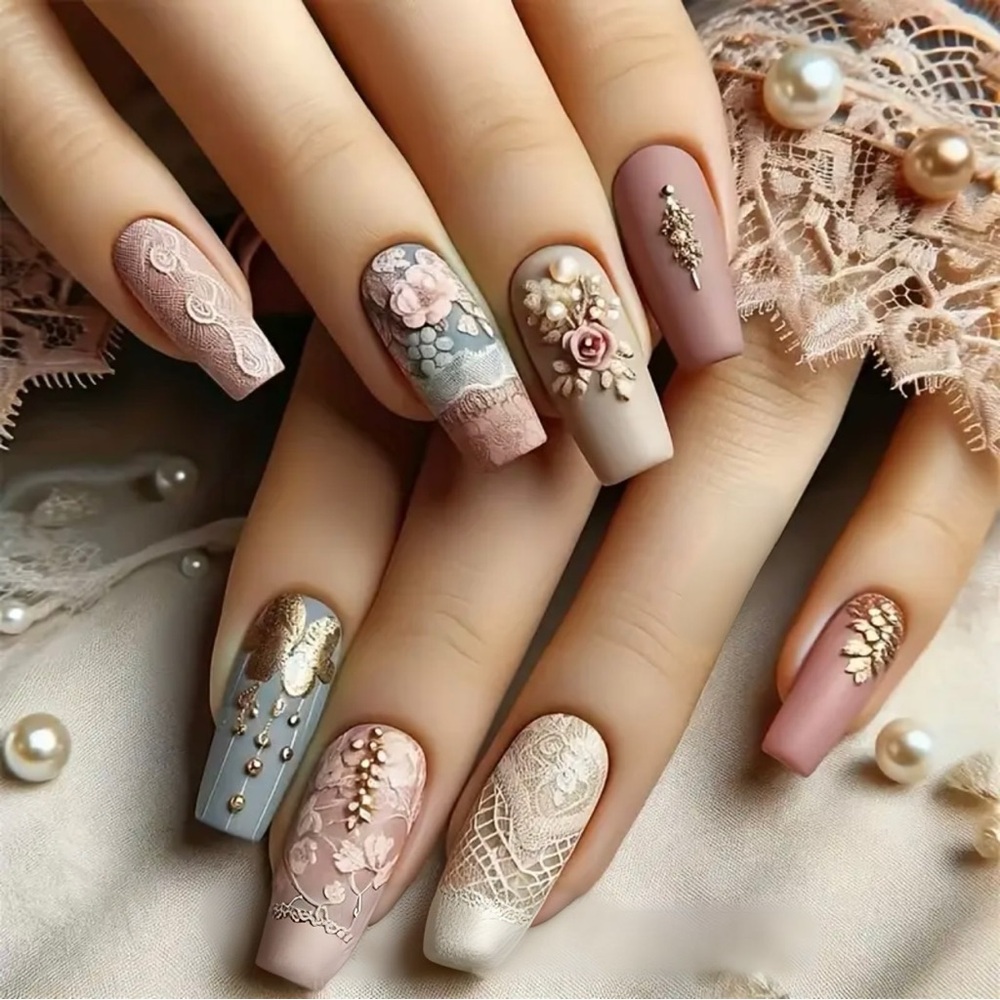 Vintage Lace-Inspired 3D Floral Press-On Nails – 24pc Set